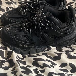 Size 5 Balenciaga shoes